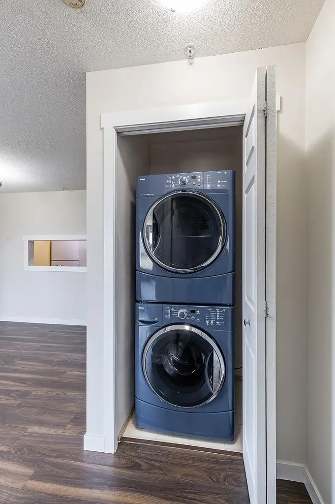 245 Red Deer Drive SW Medicine Hat AB T1A8P4