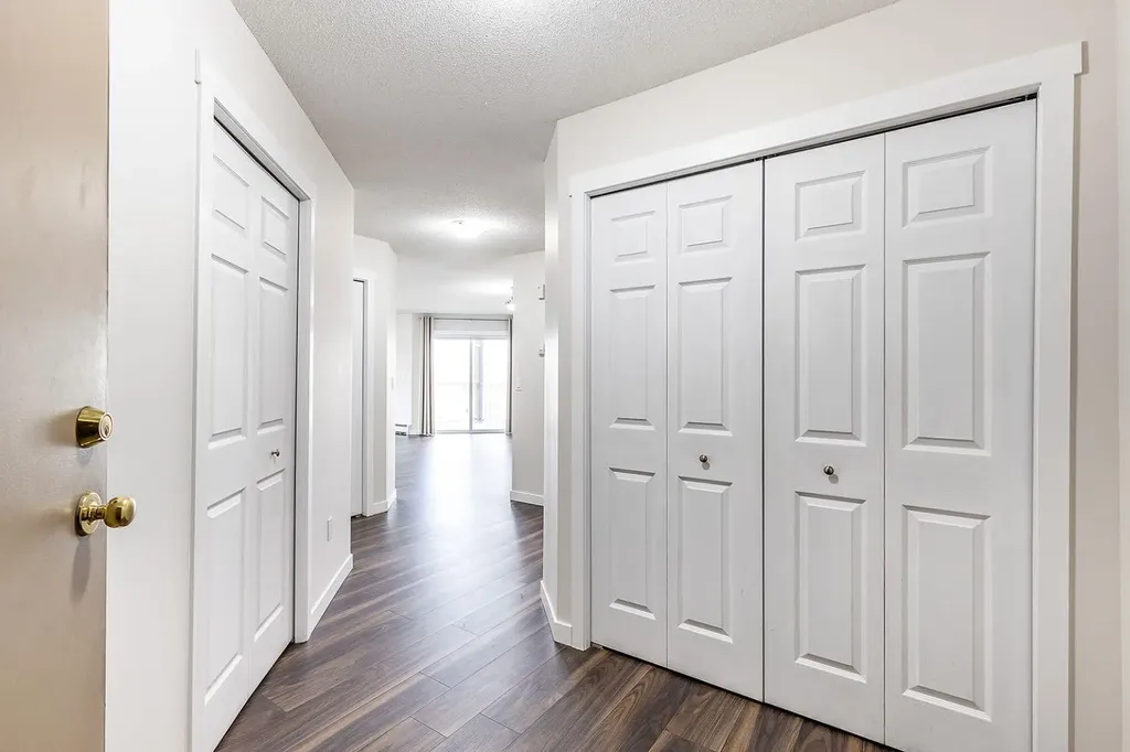 245 Red Deer Drive SW Medicine Hat AB T1A8P4