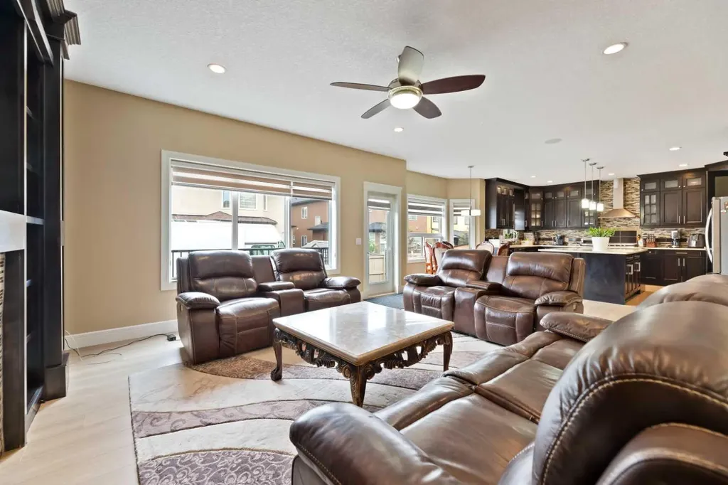150 Saddlelake Grove NE Calgary AB T3J 0N8