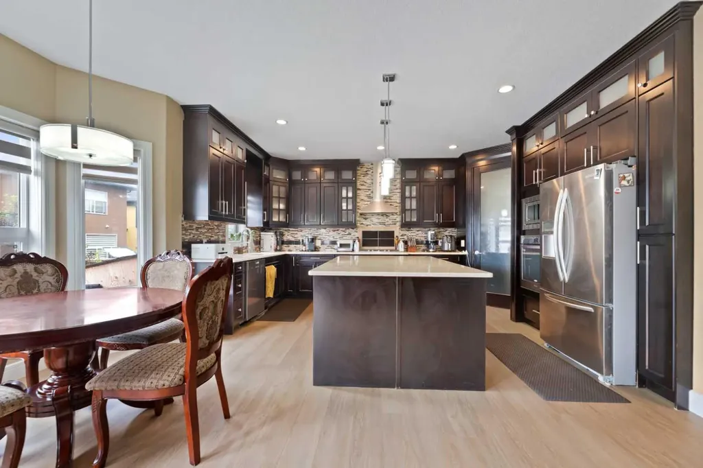 150 Saddlelake Grove NE Calgary AB T3J 0N8