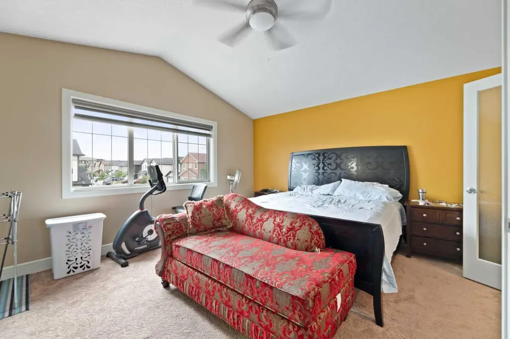 150 Saddlelake Grove NE Calgary AB T3J 0N8