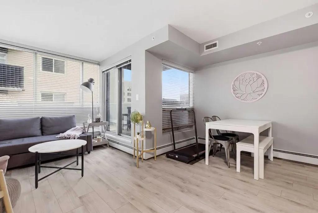 188 15 Avenue SW Calgary AB T2R 1S4