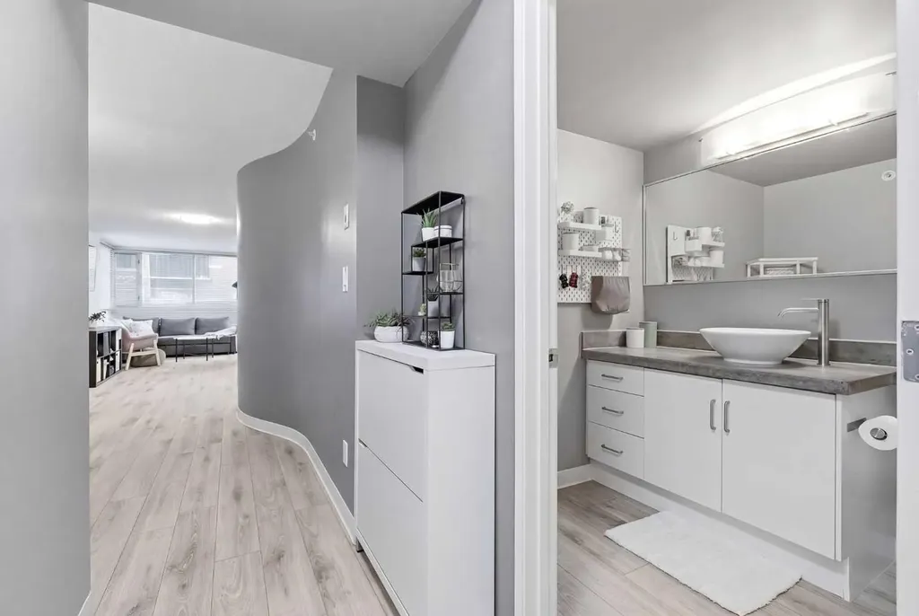 188 15 Avenue SW Calgary AB T2R 1S4