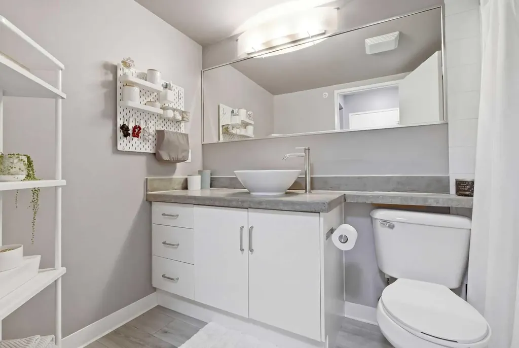 188 15 Avenue SW Calgary AB T2R 1S4