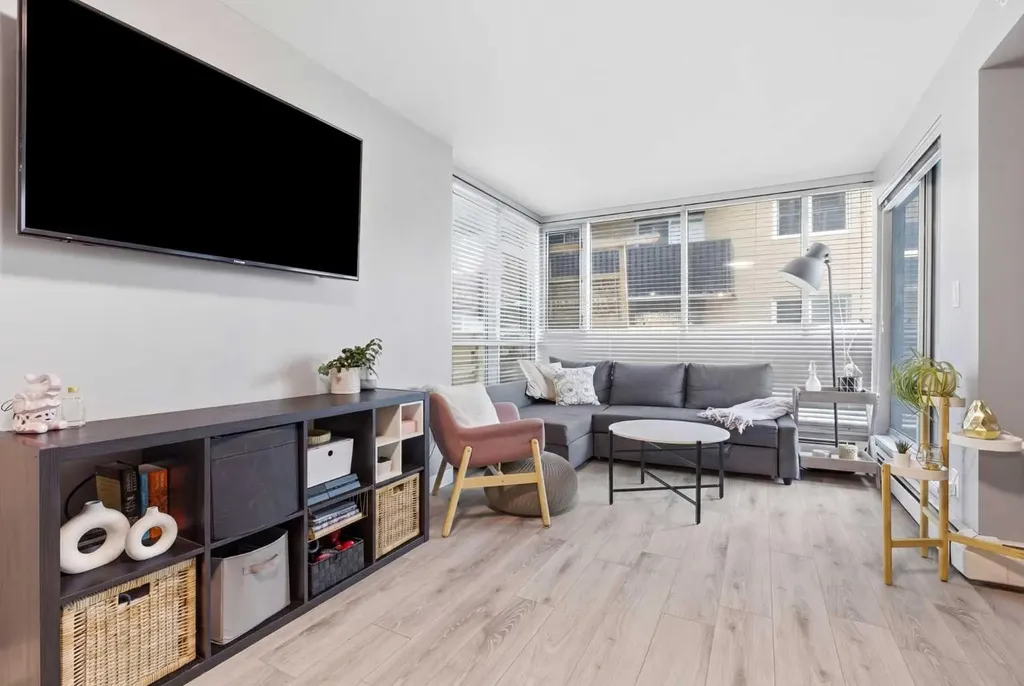 188 15 Avenue SW Calgary AB T2R 1S4