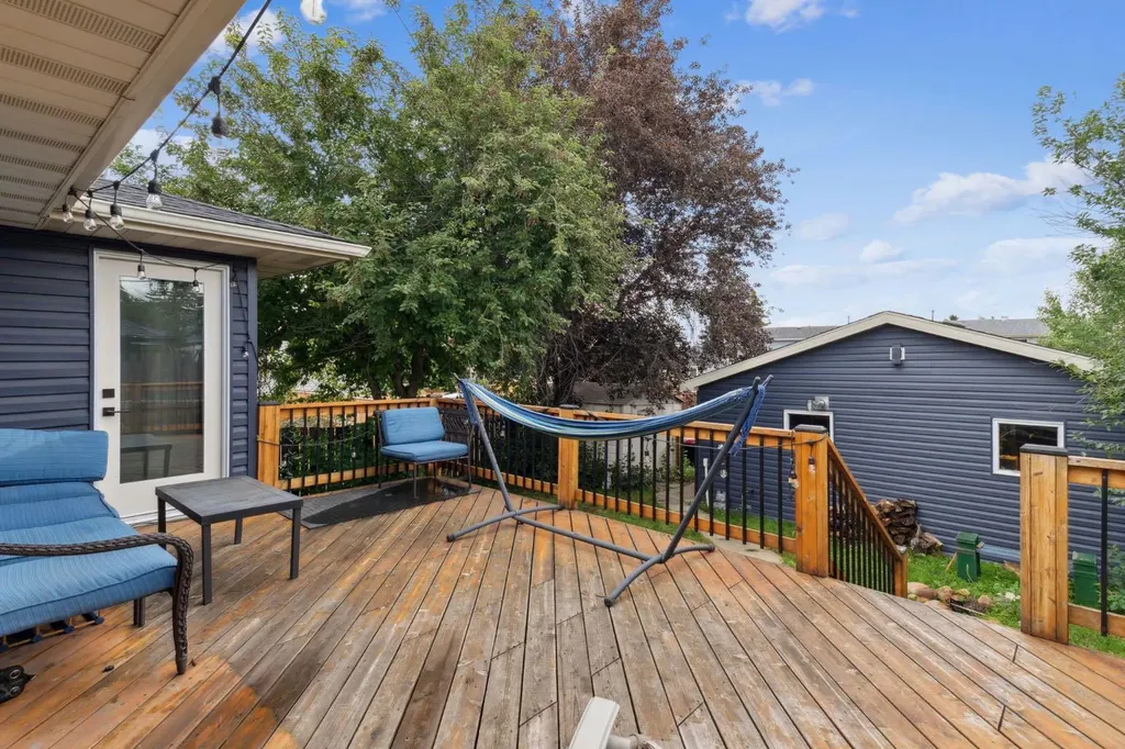 147 Falchurch Crescent NE Calgary AB T3J1J9