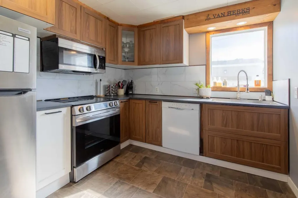 446 21 Street Fort Macleod AB T0L 0Z0