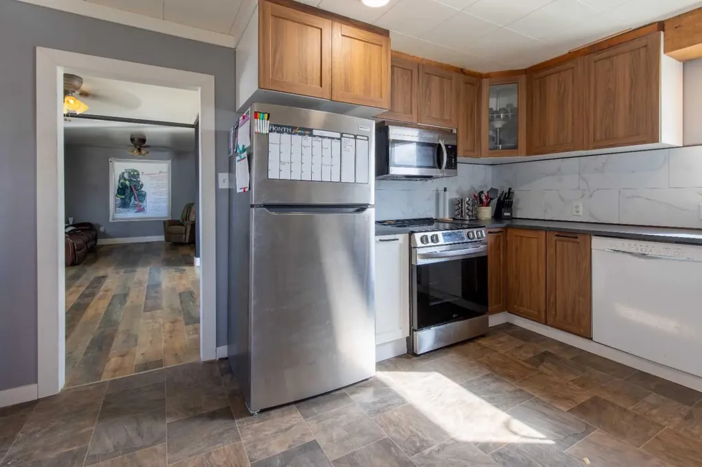 446 21 Street Fort Macleod AB T0L 0Z0