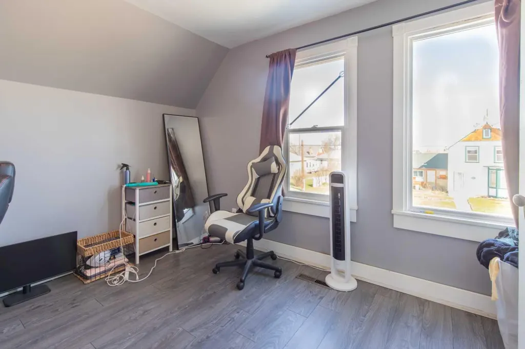 446 21 Street Fort Macleod AB T0L 0Z0