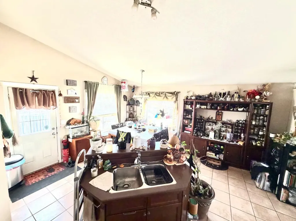 8821 Lakeland Drive Grande Prairie AB T8X 1V8