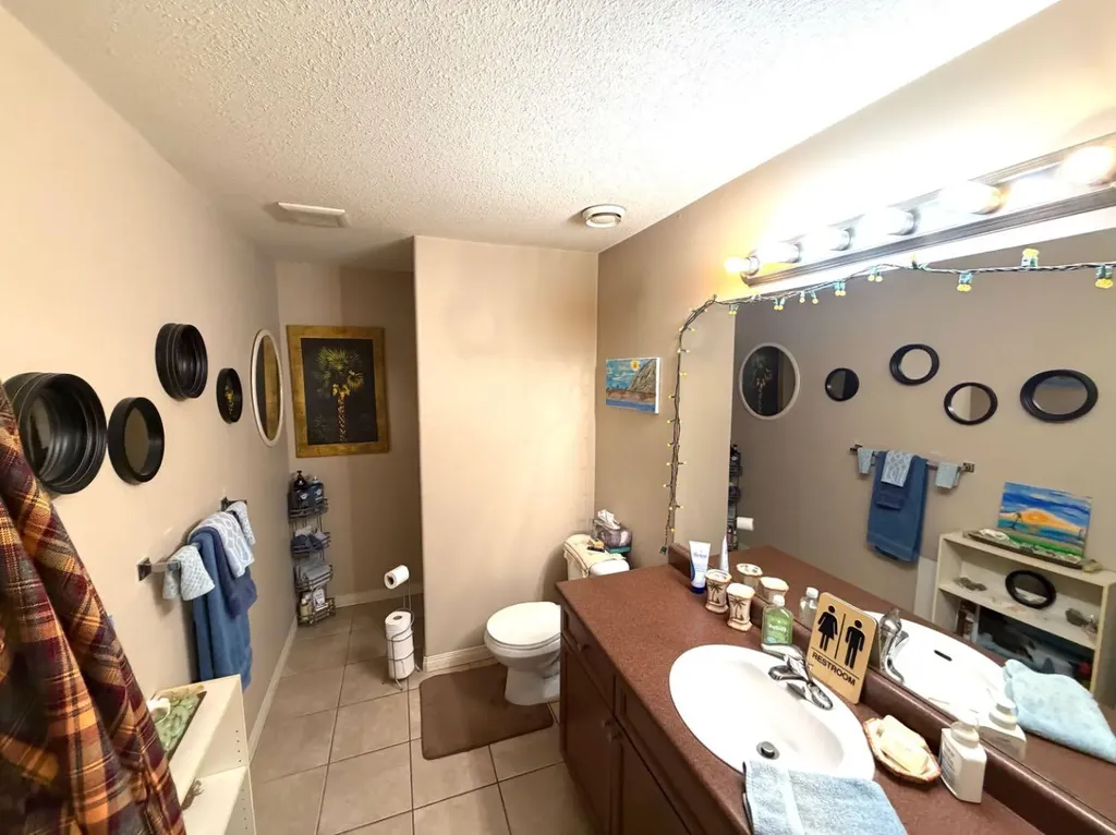 8821 Lakeland Drive Grande Prairie AB T8X 1V8
