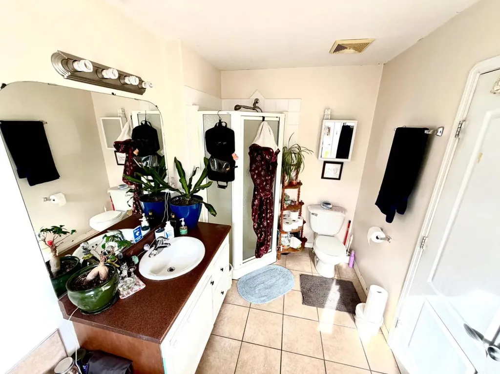 8821 Lakeland Drive Grande Prairie AB T8X 1V8