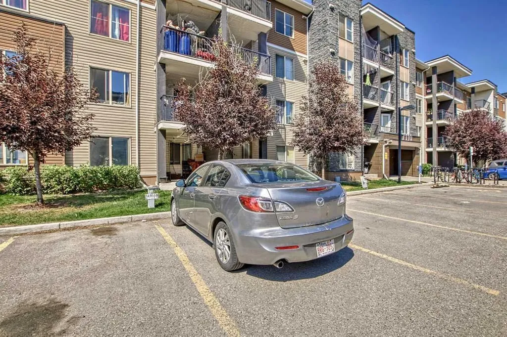 7110 80 Avenue NE Calgary AB T3J 0N4