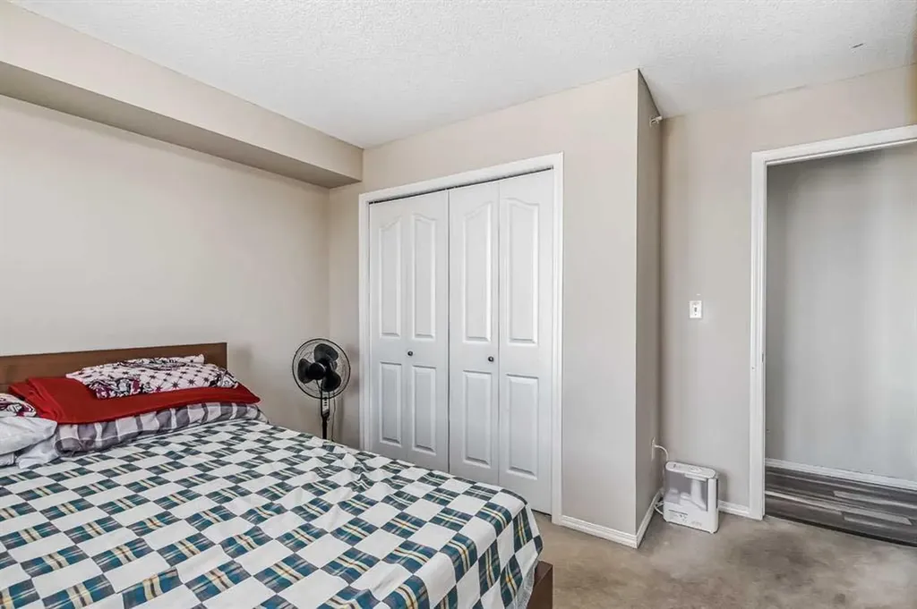 7110 80 Avenue NE Calgary AB T3J 0N4