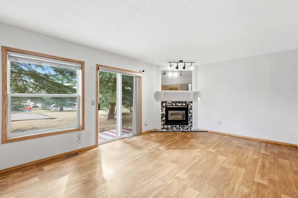 4B Millview Way SW Calgary AB T2Y 3E7