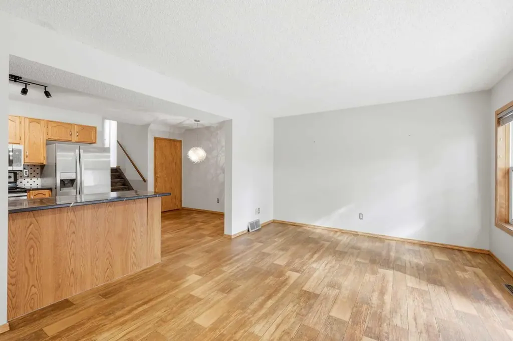 4B Millview Way SW Calgary AB T2Y 3E7