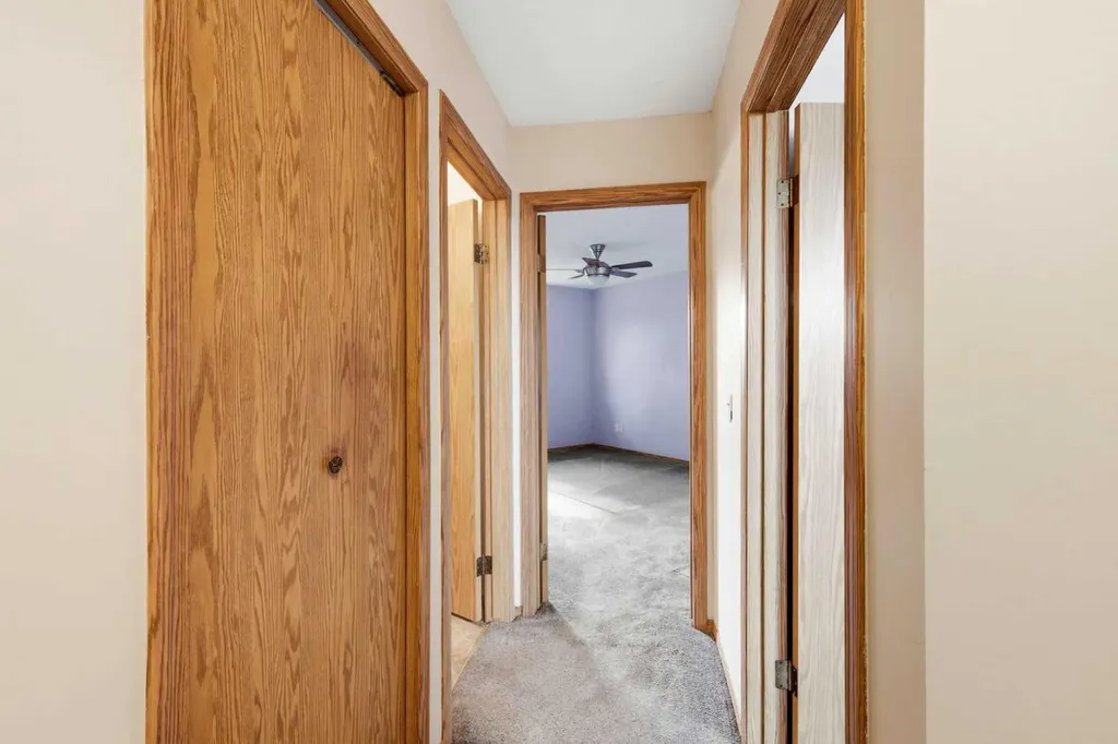4B Millview Way SW Calgary AB T2Y 3E7