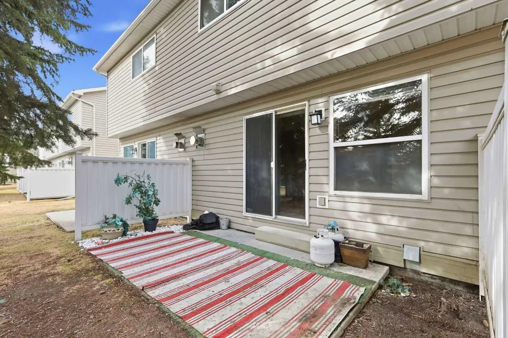 4B Millview Way SW Calgary AB T2Y 3E7