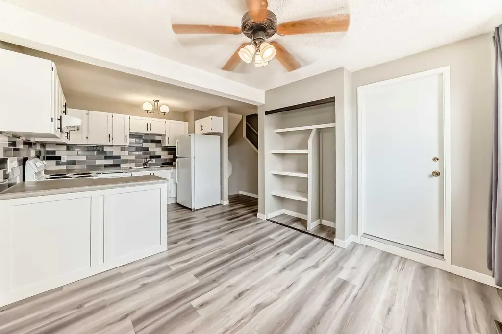 6909 Ranchero Road NW Calgary AB T3G 1J6