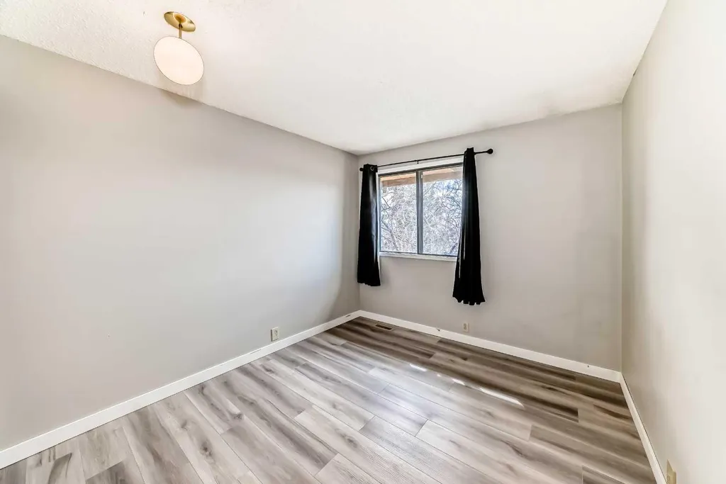 6909 Ranchero Road NW Calgary AB T3G 1J6