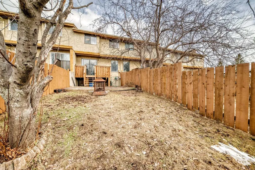 6909 Ranchero Road NW Calgary AB T3G 1J6