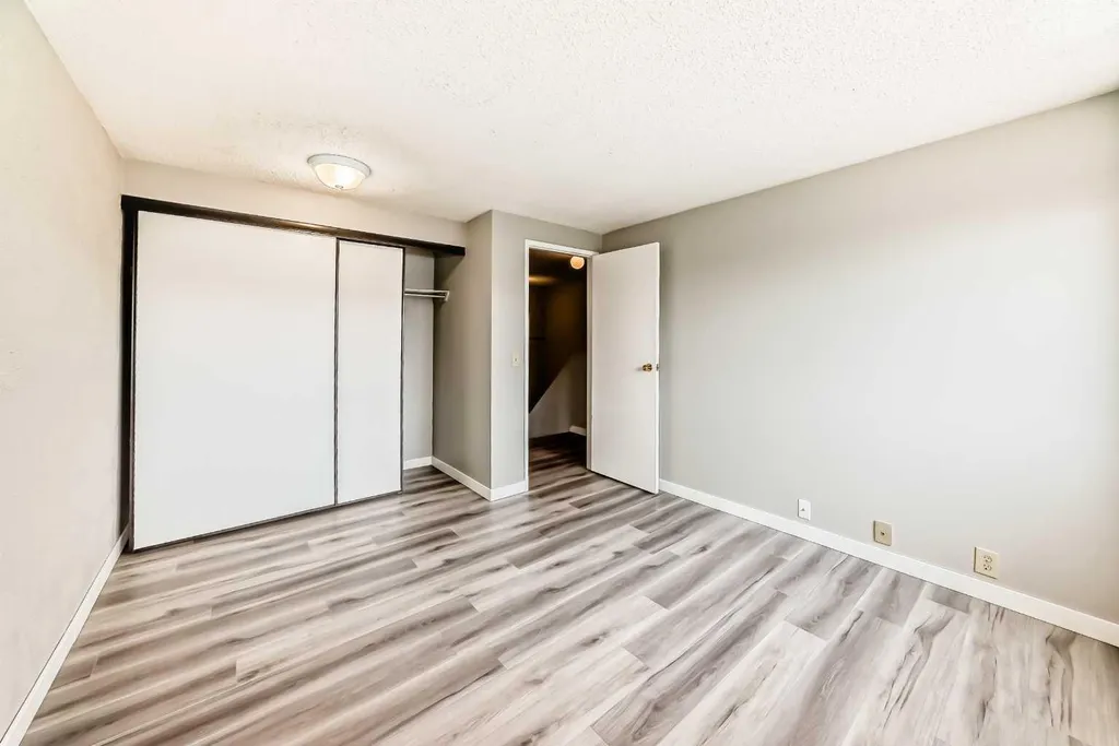 6909 Ranchero Road NW Calgary AB T3G 1J6