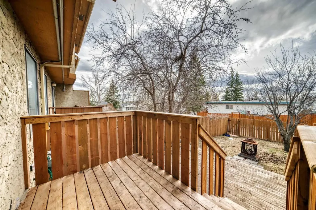 6909 Ranchero Road NW Calgary AB T3G 1J6