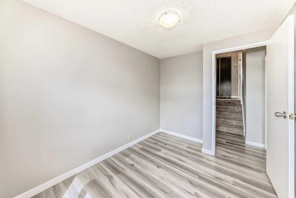 6909 Ranchero Road NW Calgary AB T3G 1J6