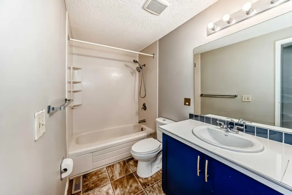 6909 Ranchero Road NW Calgary AB T3G 1J6