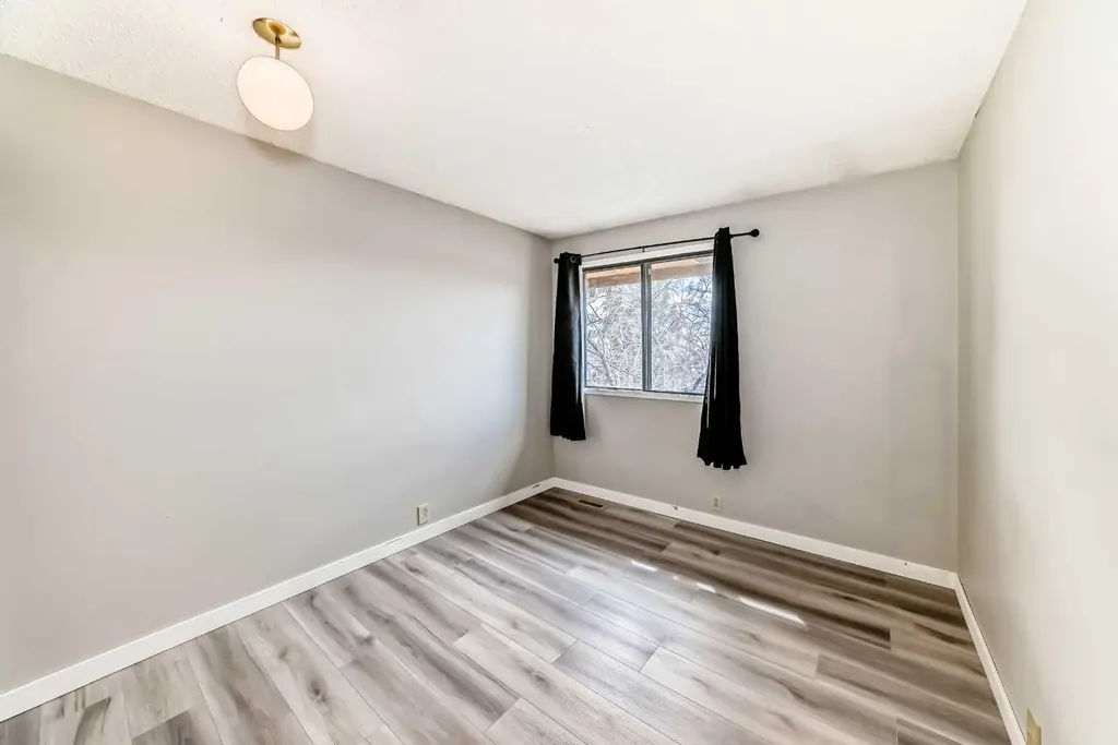 6909 Ranchero Road NW Calgary AB T3G 1J6