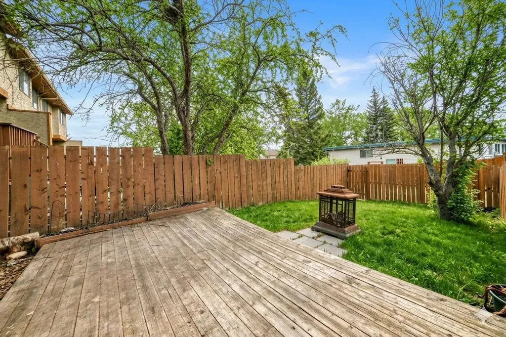 6909 Ranchero Road NW Calgary AB T3G 1J6