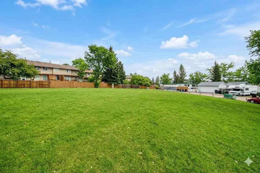6909 Ranchero Road NW Calgary AB T3G 1J6