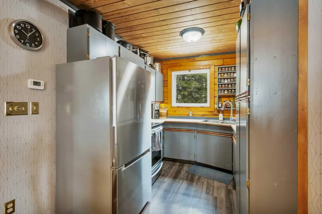 30 Mountainview Road Rural Clearwater County AB T4T 2A4