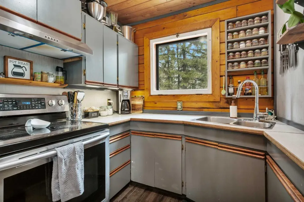 30 Mountainview Road Rural Clearwater County AB T4T 2A4