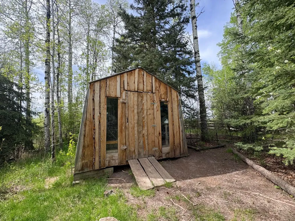 30 Mountainview Road Rural Clearwater County AB T4T 2A4