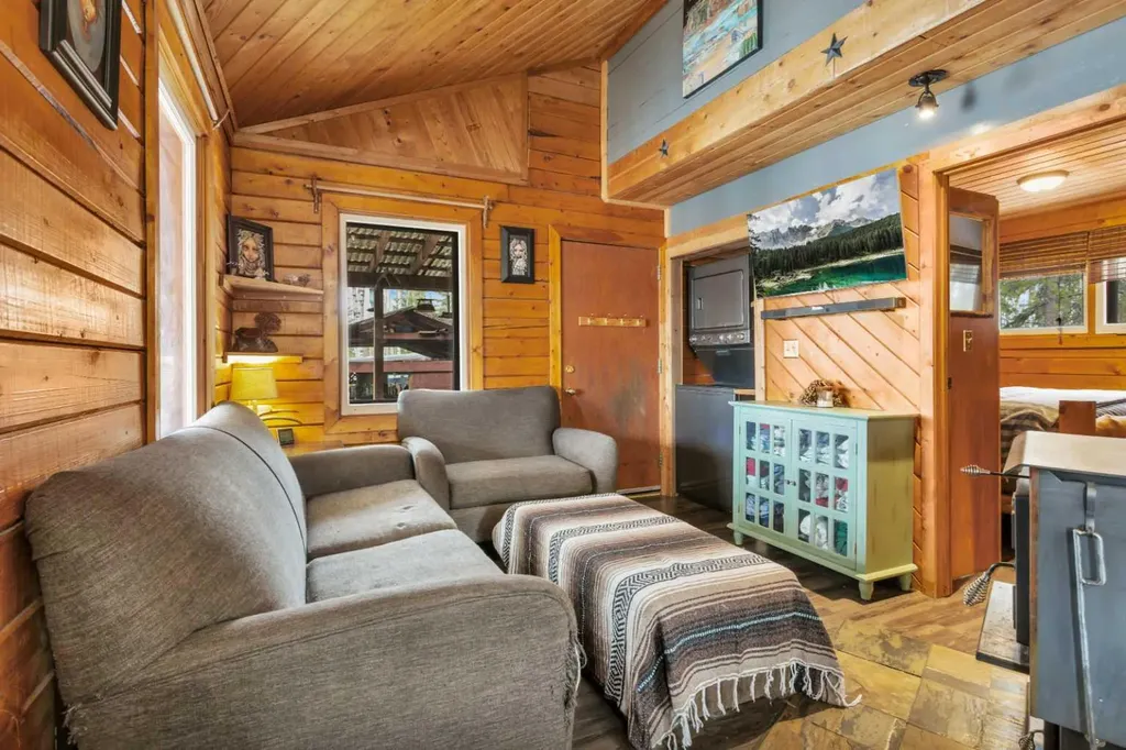 30 Mountainview Road Rural Clearwater County AB T4T 2A4