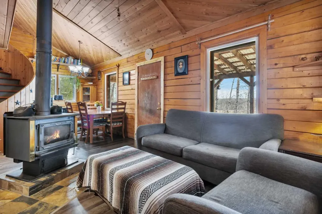30 Mountainview Road Rural Clearwater County AB T4T 2A4