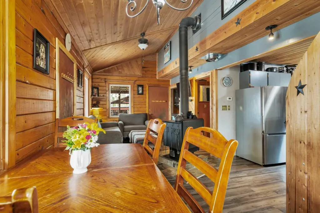 30 Mountainview Road Rural Clearwater County AB T4T 2A4