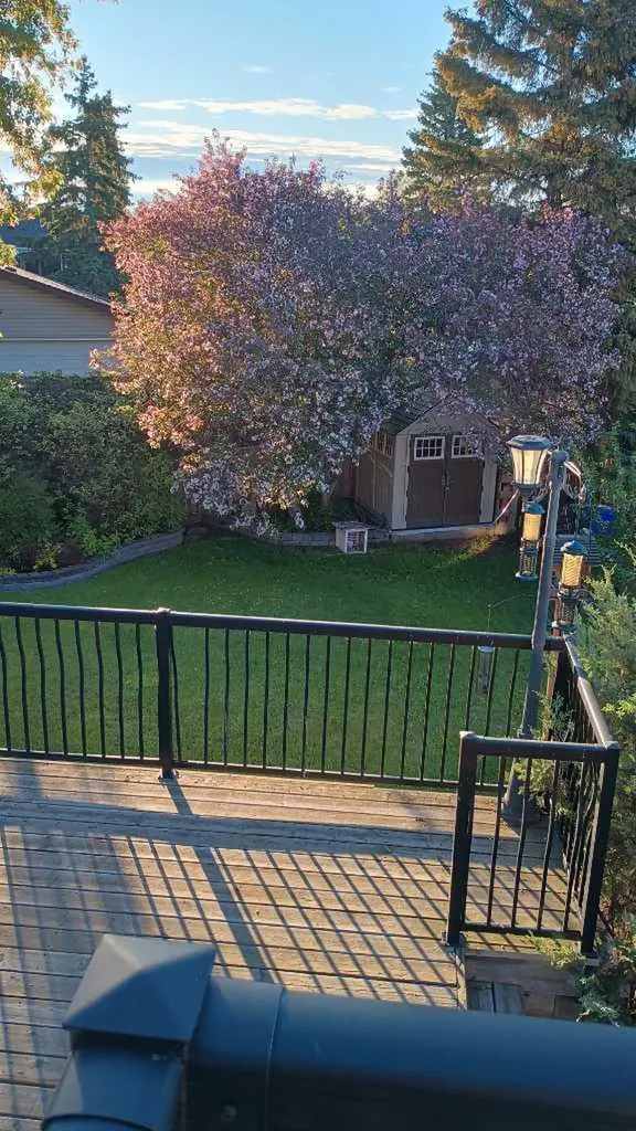 44 Norwest Close Red Deer AB T4P2A2