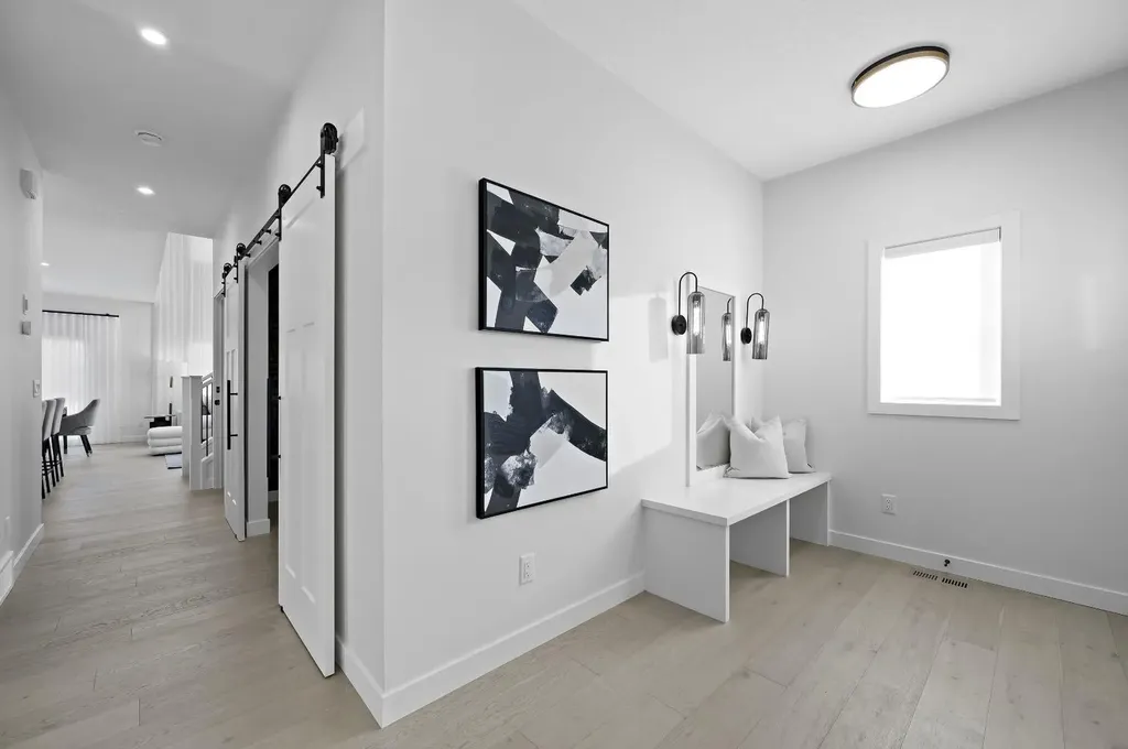 6 Westland Park SW Calgary AB T3H 0W1