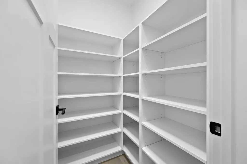 6 Westland Park SW Calgary AB T3H 0W1