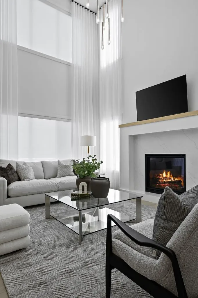 6 Westland Park SW Calgary AB T3H 0W1
