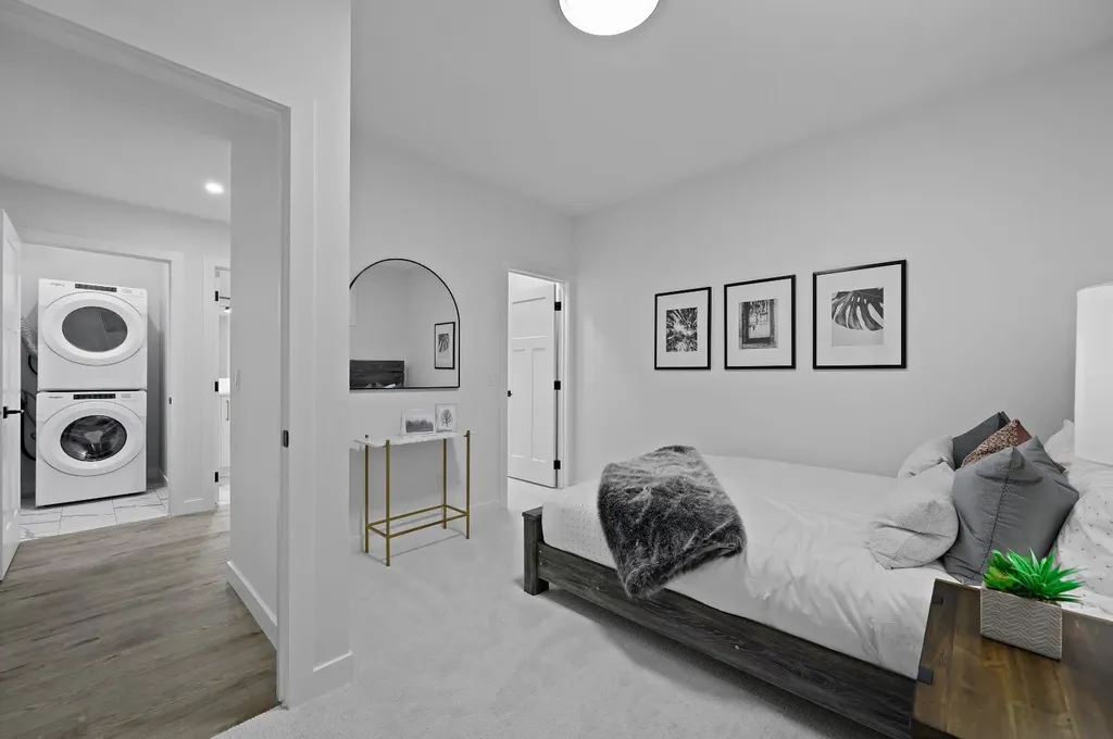 6 Westland Park SW Calgary AB T3H 0W1
