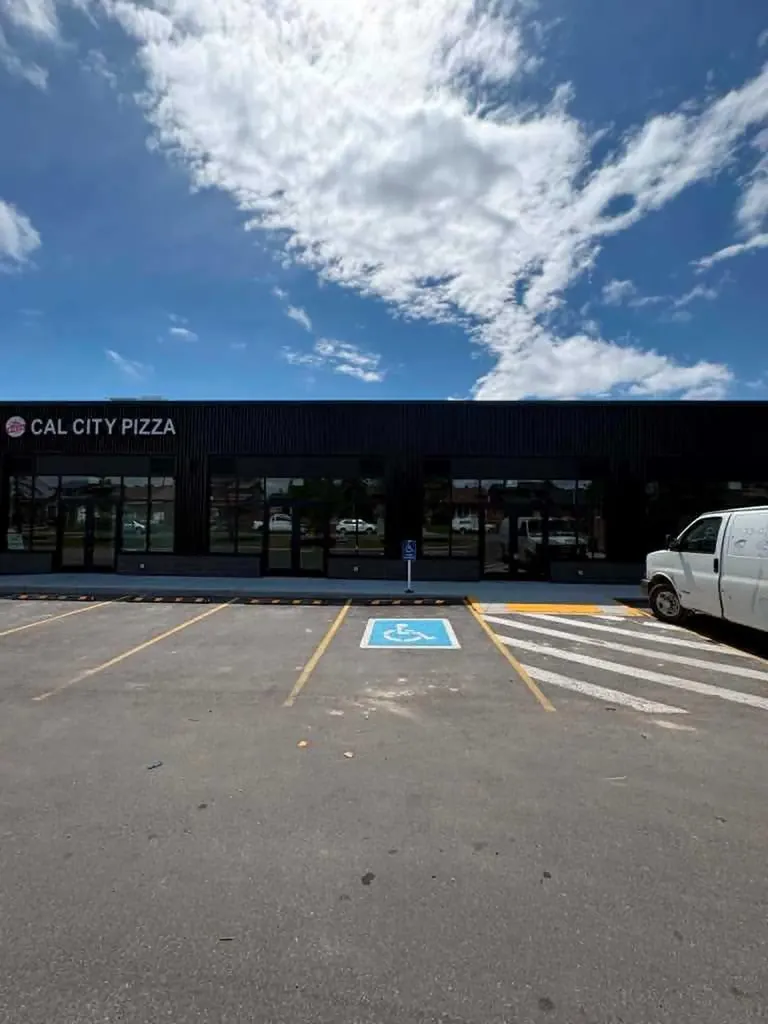 6815 26 Avenue NE Calgary AB T1Y 6M7