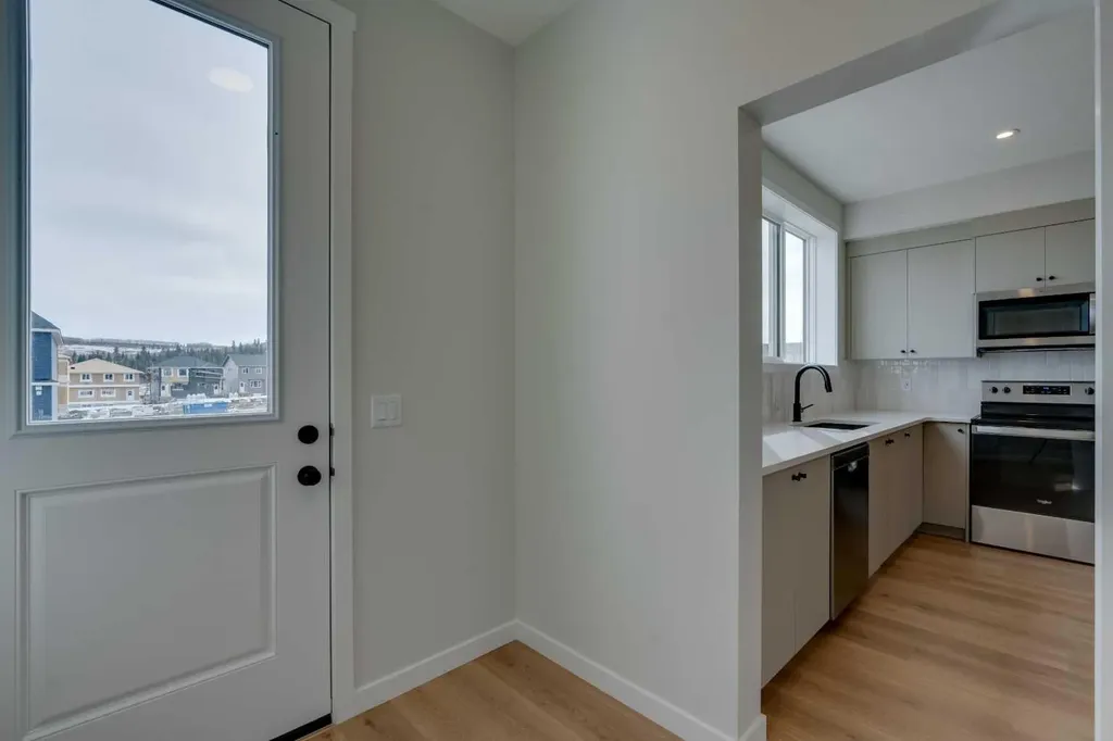 1273 Creekview Drive SW Calgary AB T2X 5Y7