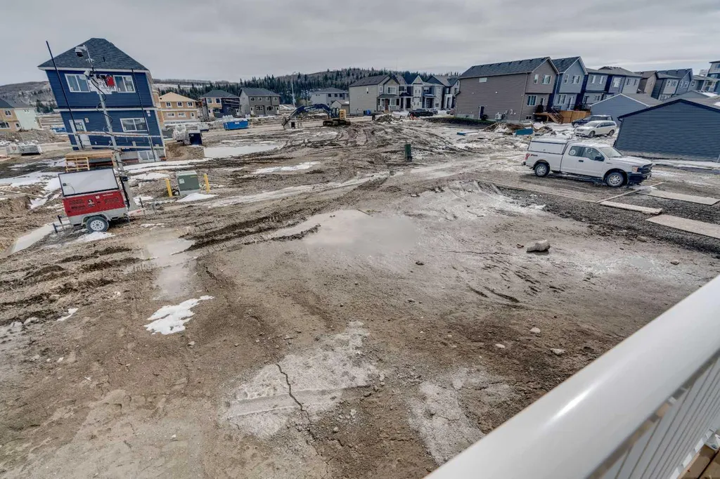 1273 Creekview Drive SW Calgary AB T2X 5Y7