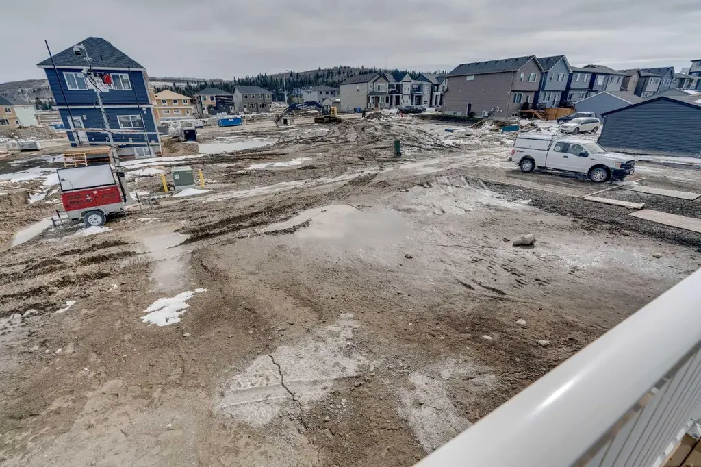 1273 Creekview Drive SW Calgary AB T2X 5Y7