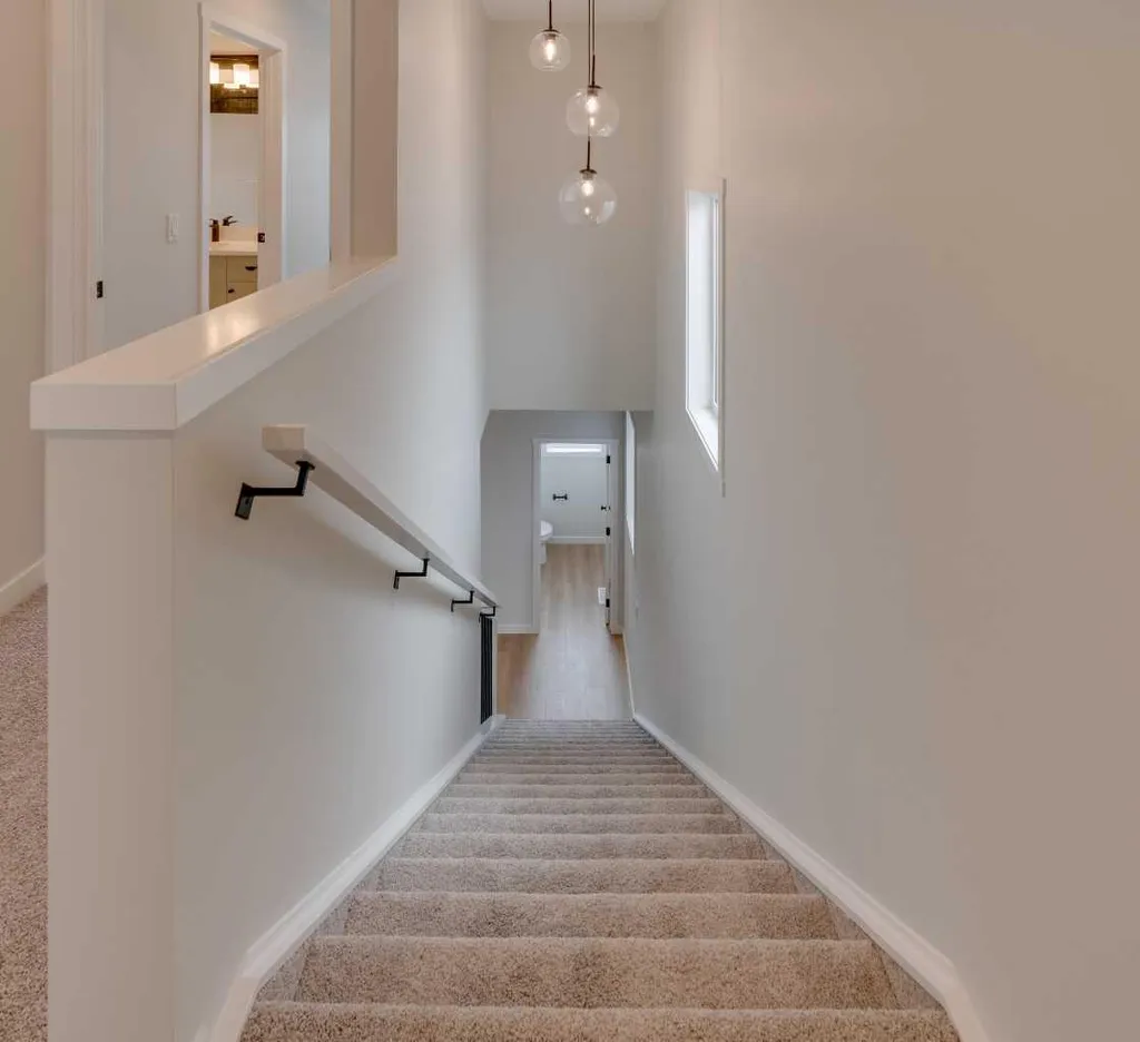 1273 Creekview Drive SW Calgary AB T2X 5Y7