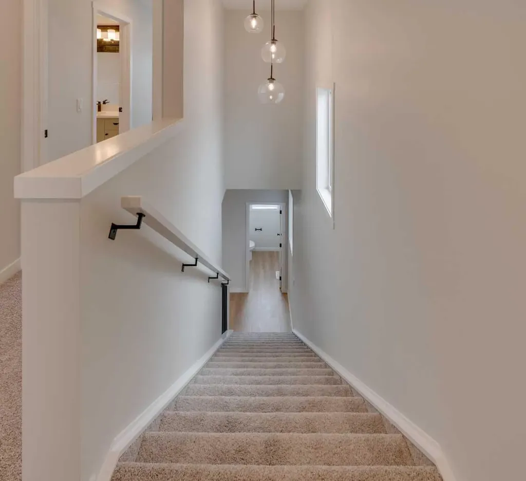 1273 Creekview Drive SW Calgary AB T2X 5Y7