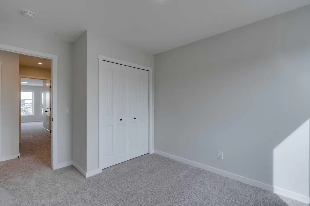 1273 Creekview Drive SW Calgary AB T2X 5Y7